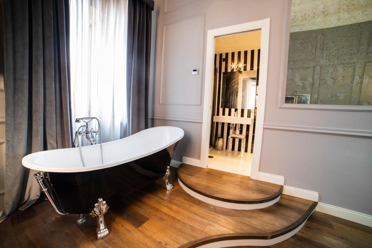 Relais San Lorenzo In Lucina Рим Экстерьер фото