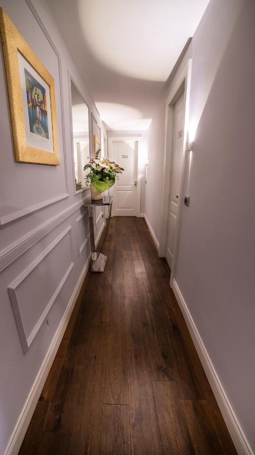 Relais San Lorenzo In Lucina Рим Экстерьер фото